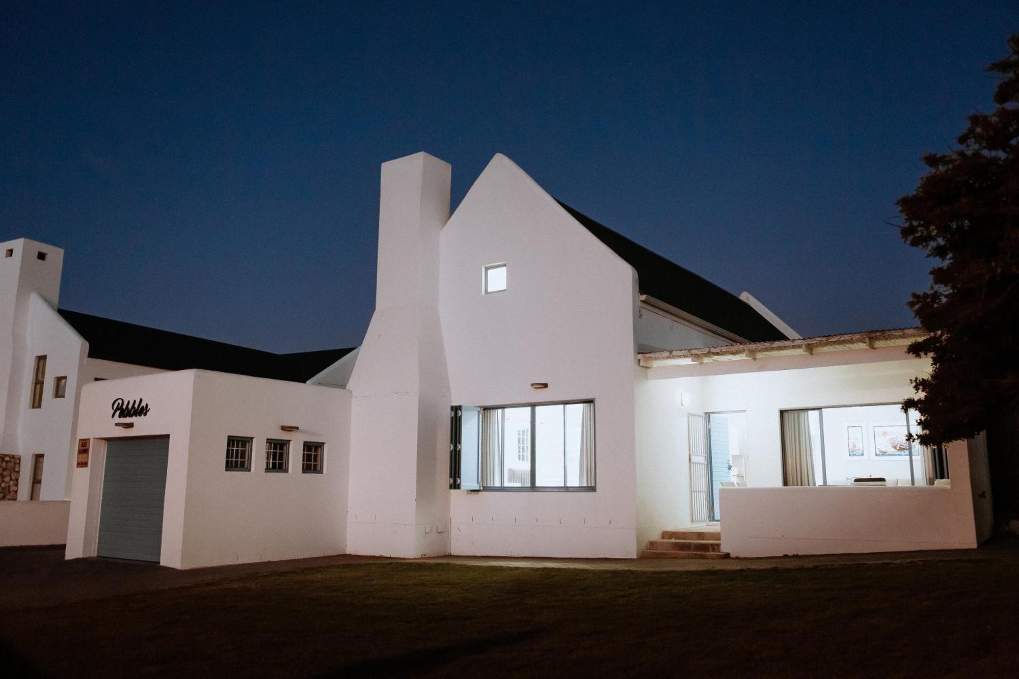 Pebbles Apartment Paternoster Exterior photo